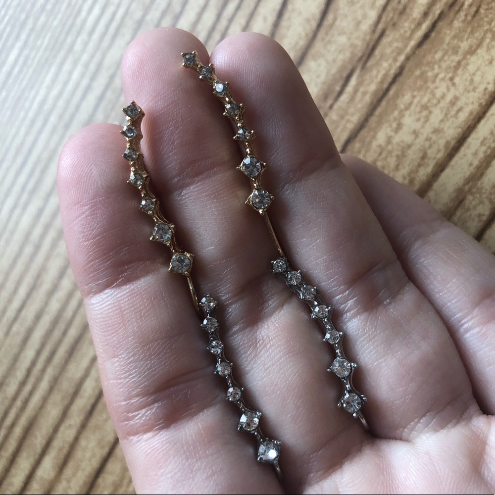 🎄4 for $23* stacked crystal rhinestone earrings - Picture 2 of 4